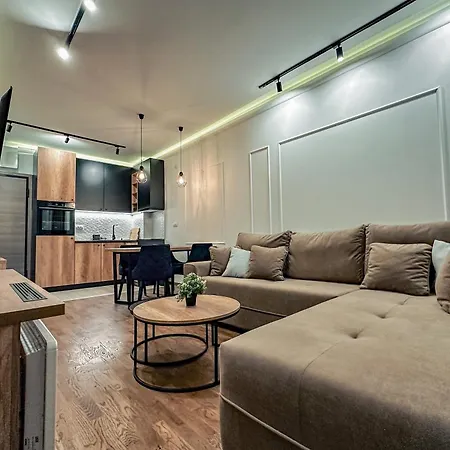 Blackland Apartmán *